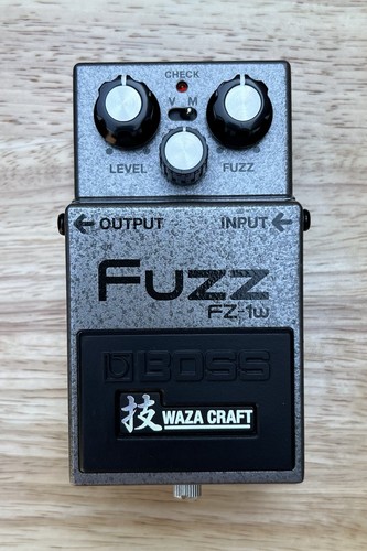 Boss waza craft fuzz - waza,