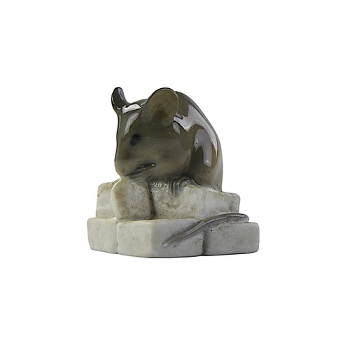 Royal copenhagen figurine - royal,