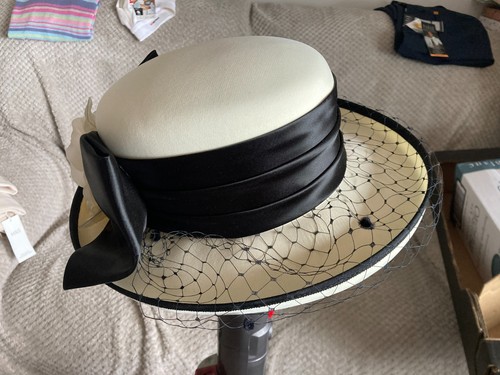Vintage wedding occasion - or,