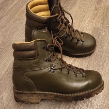 Gronell 678 Walking Hiking Boots Size UK 6.5 - Brown