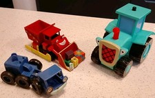 Bob the Builder. Travis the