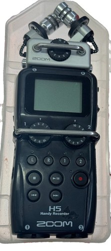 Zoom handheld digital - zoom, h5