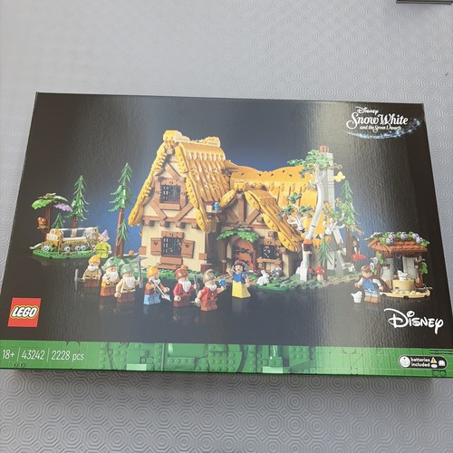 Lego disney snow white and - snow,