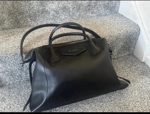 Givenchy antigona medium - givenchy,