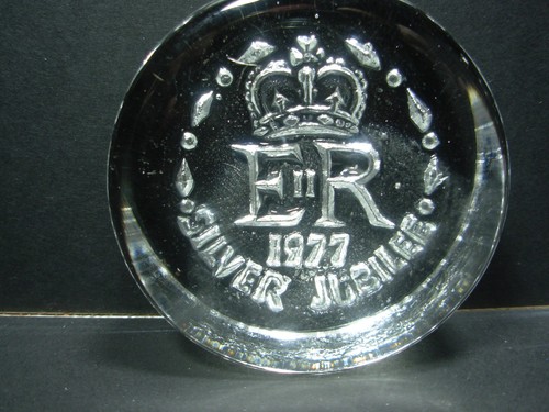 Embossed clear glass - embossed,