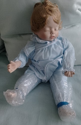 Little sleepyhead the - sleepyhead",
