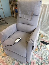 BNWOT CareCo Single Motor Riser Recliner Chair - Model Orford Grey