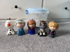 5 X Disney Store Frozen Vinyl