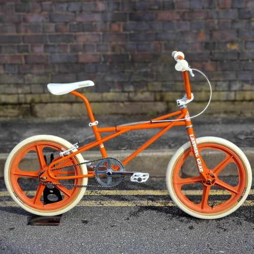 Racing looptail retro - se, 20"