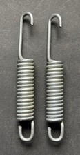 Springs for main stand-set -