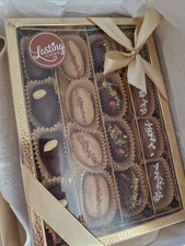 Luxury Stuffed Medjoul Dates