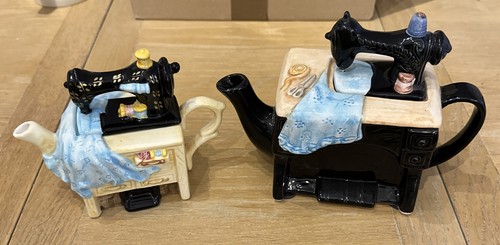 Vintage novelty teapots - ,