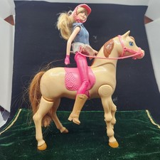 Barbie Walking Tawny Horse 