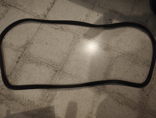 Rubber seal rear w123 - rubber,