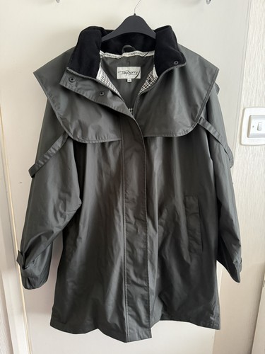 Tayberry trench country - trench,