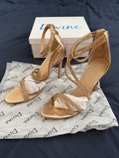 Women’s Rose Gold Divine