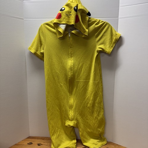 Official pokemon pikachu - pokemon,