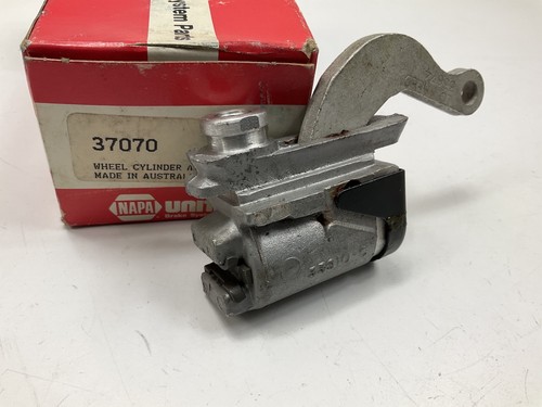 Napa 37070 rear brake wheel - napa,