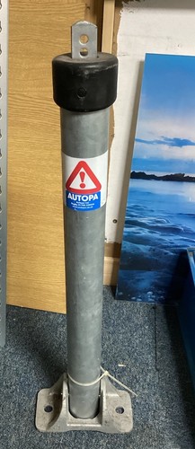 Autopa hinged lockable post - hinged,