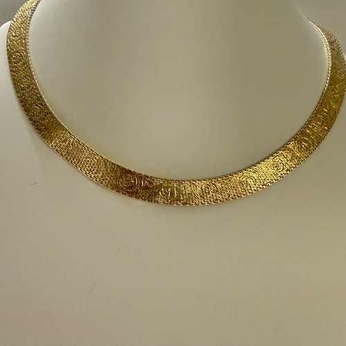 Vtg monet signed gold tone - gold,