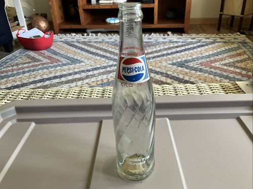 Old vintage pepsi cola swirl - old,