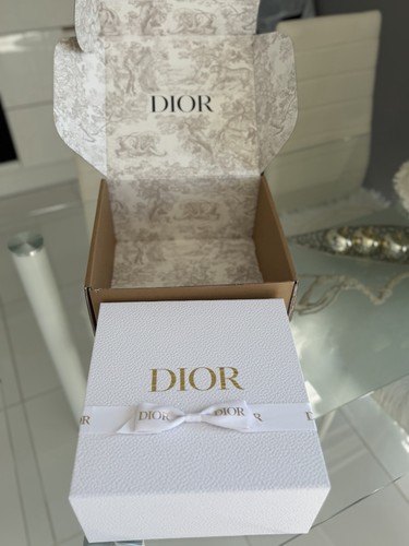 Dior white empty - white,