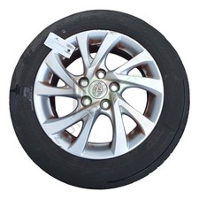 Toyota Auris Alloy Wheel &
