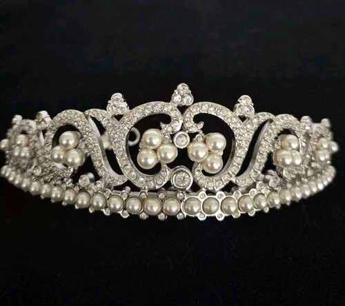 Vingage genuine swarovski - genuine,