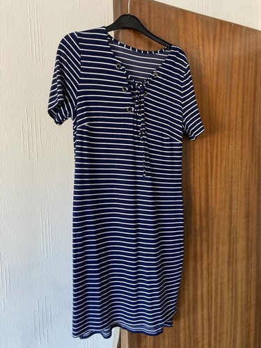 Ladies size navy short - size,