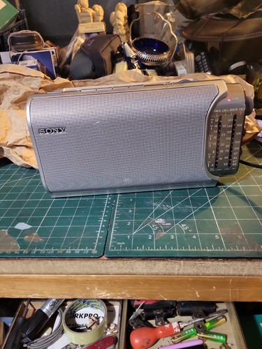 Sony radio icf - sony, icf-704l