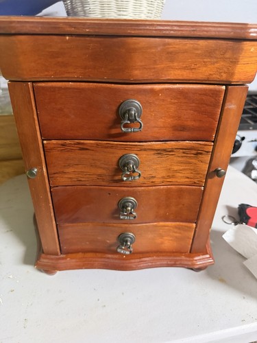 Vintage wooden jewelry - wooden,