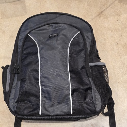 Targus essential laptop - essential,
