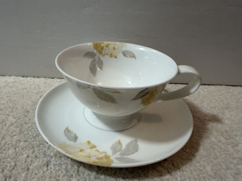 Laura ashley camomile - laura,