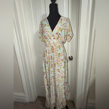 Women's Floral V-Neck sun