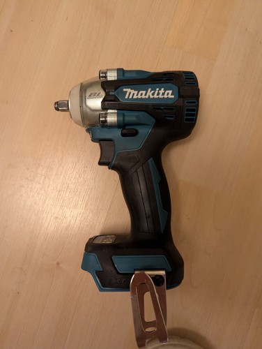 Makita dtw302z 18v impact - dtw302z,
