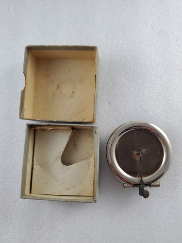 Vintage hmv 4 gramophone - vintage,