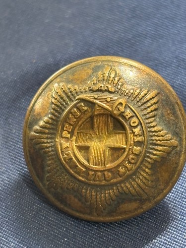 British army buttons - british, ww2
