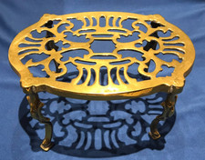 Victorian Brass Oval Trivet / Pot Stand