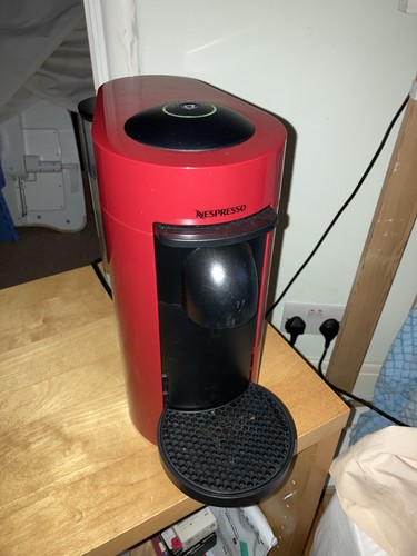 Red nespresso vertuo plus m600 - red,