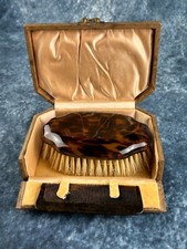 VINTAGE TORTOISESHELL Dressing