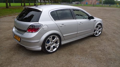 Vauxhall opel astra door - opel,