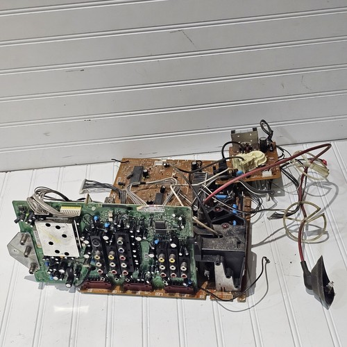Parts only 1999 sony - only*1999, 32"sony