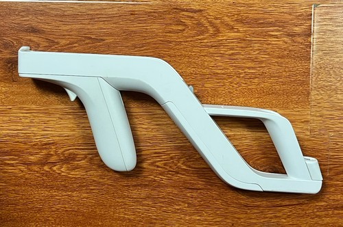 Nintendo wii zapper gun white - nintendo,