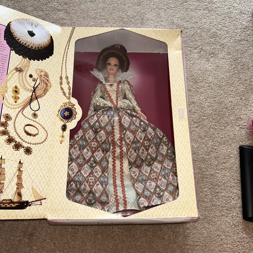 Barbie doll elizabethan - elizabethan, queen