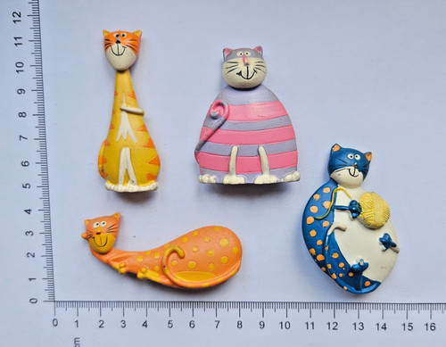Cat figurine fridge - cat,