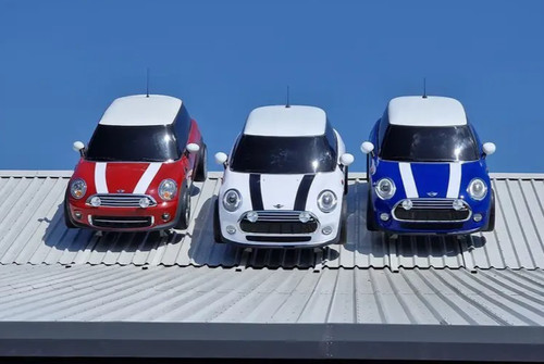 Bmw mini dealer - full, scale