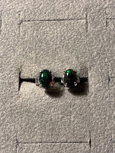 Ethiopian black opal - black,