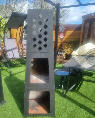 Square black metal - square, chiminea