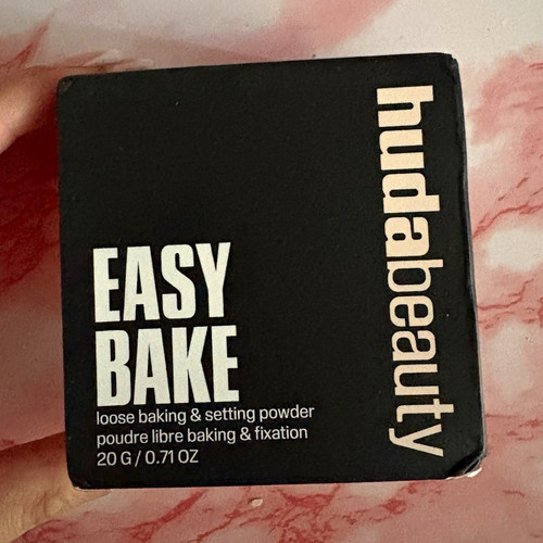 Huda beauty powder - huda,