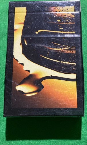 Sealed old carling black - old,